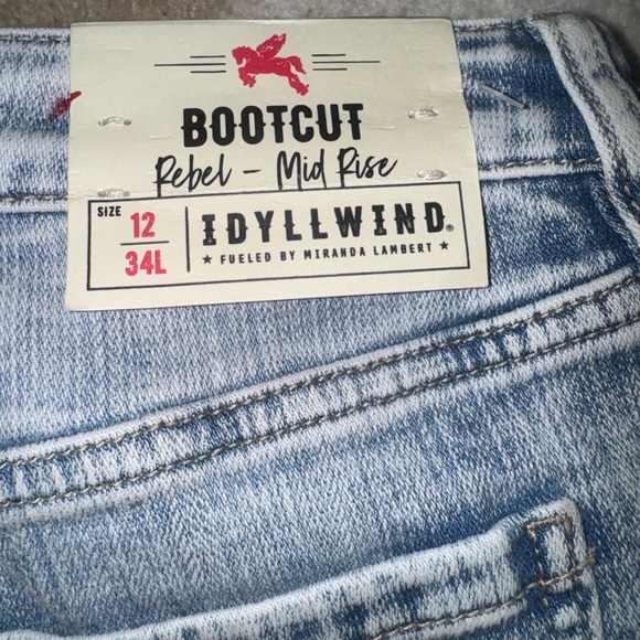 Idyllwind Rebel Mid-Rise Light Blue Boot Cut Jeans - Picture 2 of 4